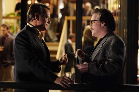 Tom Hanks and Philip Seymour Hoffman in action drama from Universal ...