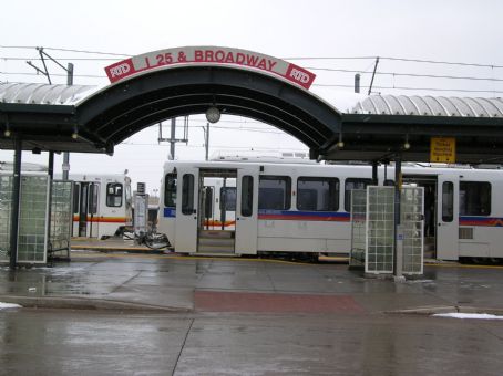 I-25 & Broadway station