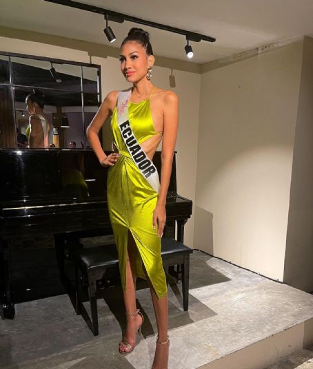 Sara Varas: Miss Latinoamerica 2021- Day 3