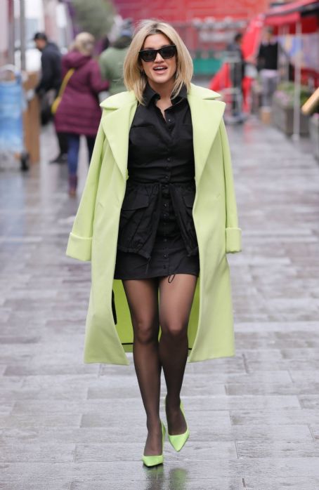 Ashley Roberts – In lime green coat at Heart radio in London
