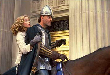 Christina Applegate and Jean Reno in Hollywood Pictures' Just Visiting - 2001