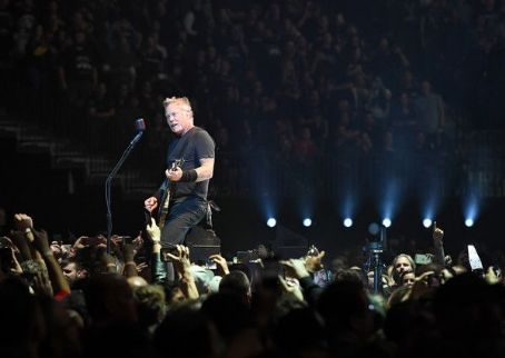 Who is James Hetfield dating? James Hetfield girlfriend, wife