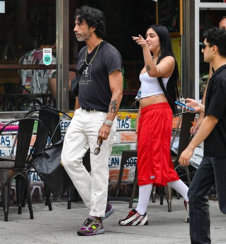 Lourdes Leon – Seen wwith her dad Carlos Leon on Father’s Day in New York