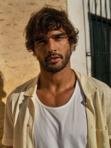 Who is Marlon Teixeira dating? Marlon Teixeira girlfriend, wife