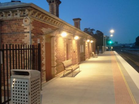 Clunes railway station, Victoria