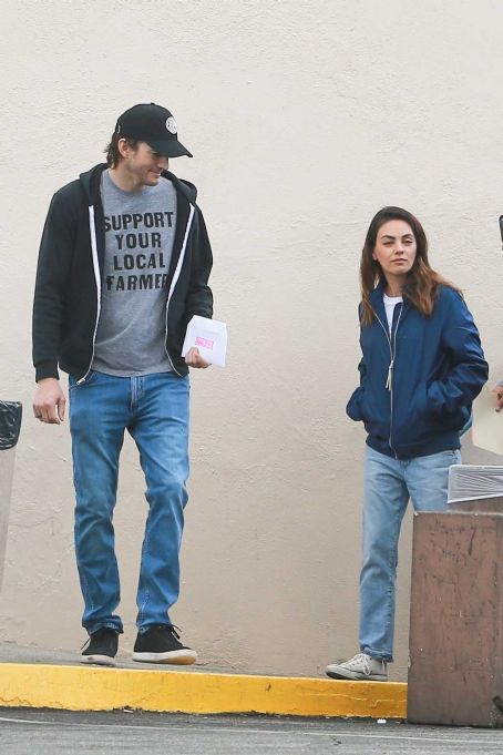 Mila Kunis and Ashton Kutcher – Out in Los Angeles