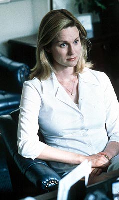 Laura Linney as Sammy in Paramount Classics' You Can Count On Me - 2000