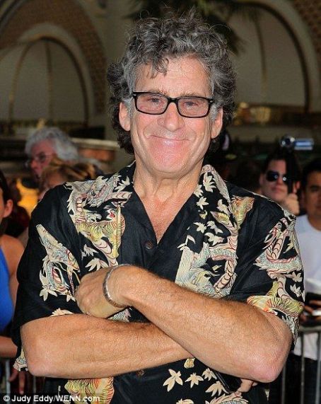 Paul Michael Glaser to Fight Marijuana Charge