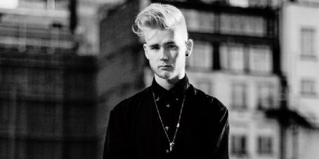 Mura Masa