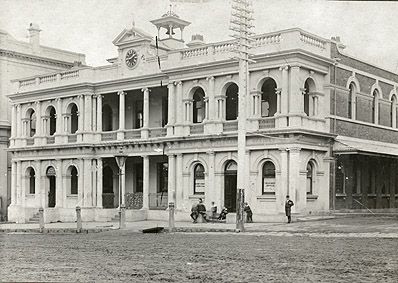 Orange Post Office