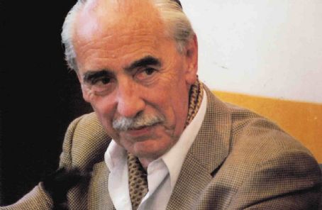 Hugo Achúgar