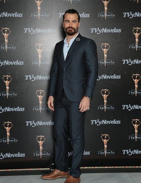 Ignacio Casano- TVyNovelas Awards 2016