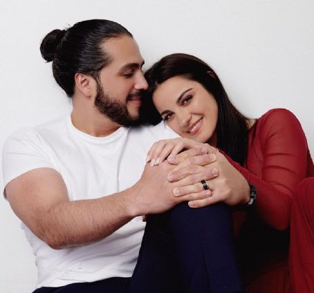Andrés Tovar and Maite Perroni