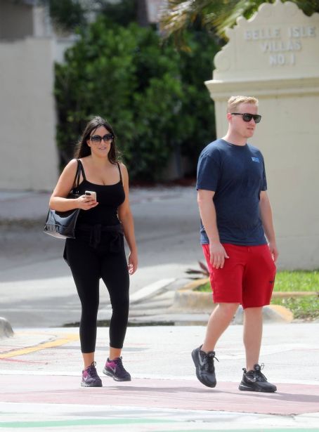 Claudia Romani and Chris Johns – Out in Miami Beach | Claudia Romani