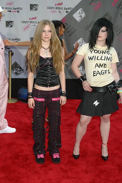 Avril Lavigne and Kelly Osbourne - The MTV Video Music Awards 2003