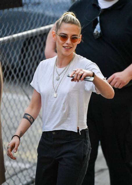 Kristen Stewart – Seen at Jimmy Kimmel Live Studios in L.A