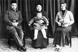 Kai-Shek Chiang and Mao Fumei