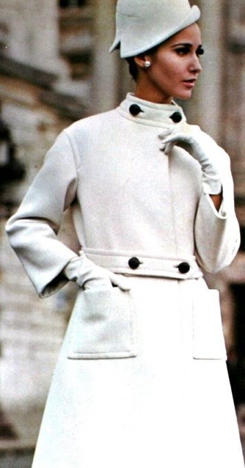 Merle Lynn is wearing a coat by Jacques Griffe (N° 1596), Vogue ...
