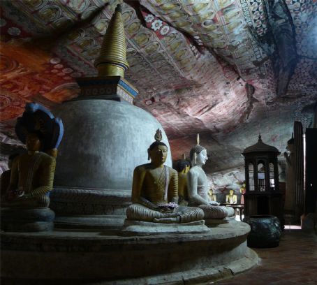Dambulla cave temple
