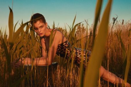 Vanessa Fuchs - L'Officiel Magazine Pictorial [Brazil] (October 2020)
