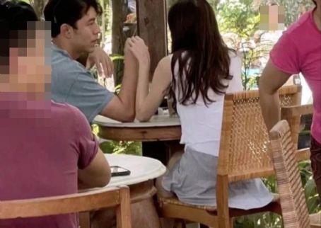 Naphat Siangsomboon and Pimchanok Luevisadpaibul - Dating