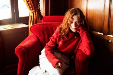 Isabelle Huppert - Madame Figaro Magazine Pictorial [France] (1 July 2022)