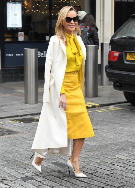 Amanda Holden – leaving the Global Radio Studios London - FamousFix