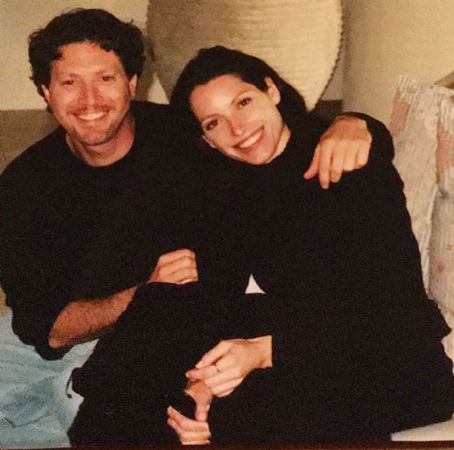Steven Pearl and Elizabeth DeCicco - Hookup