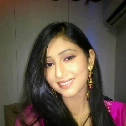 Disha Parmar - FamousFix