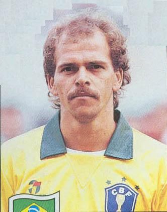 Who is Alemão (footballer born 1961) dating? Alemão (footballer born