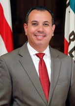 Tony Mendoza (politician)