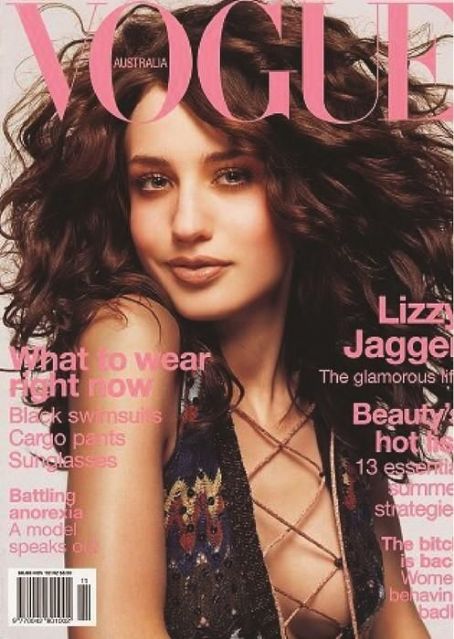 Elizabeth Jagger, Vogue Magazine November 2002 Cover Photo - Australia