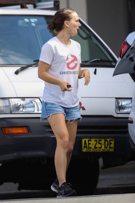 Natalie Portman – Seen wearing a Ghostbusters T Shirt with denim shorts