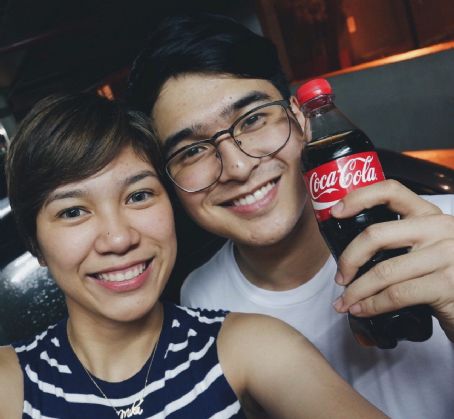 Jerome Ponce and Mika Reyes - Hookup