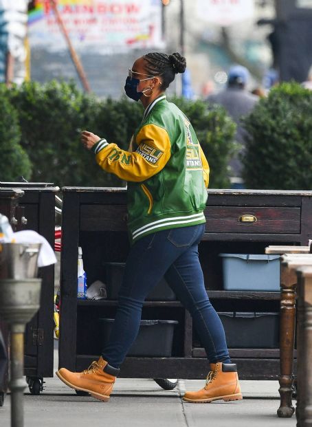 Alicia Keys – Dinner candids at Gemma in New York