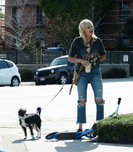 Malin Akerman – Running errands in Los Angeles | Malin Akerman Picture