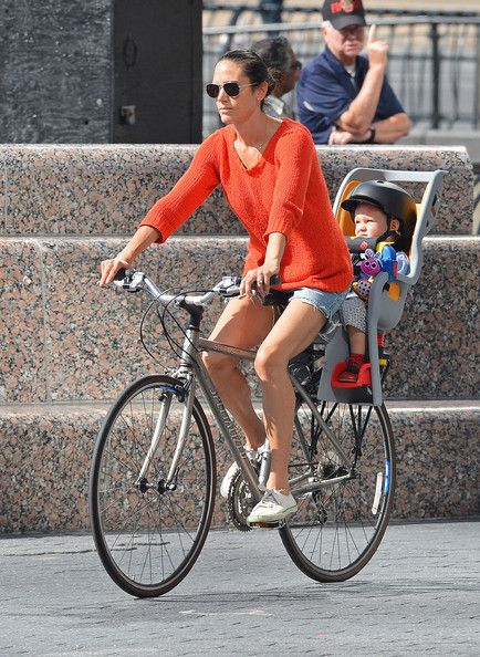 Jennifer Connelly: out for a bike ride with their children Stellan and