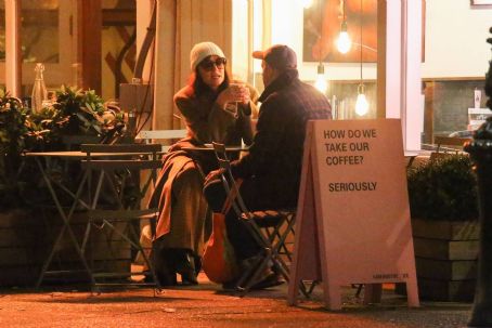 Katie Holmes – On a night dinner with a friend in New York