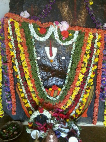 Abaya Hastha Swayambu Sri Lakshmi Narasimha Swamy Temple, Agaram Village, Hosur