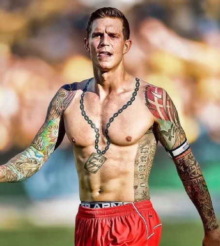 Daniel Agger Photos News And Videos Trivia And Quotes Famousfix