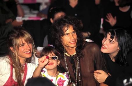 Steven Tyler with his family