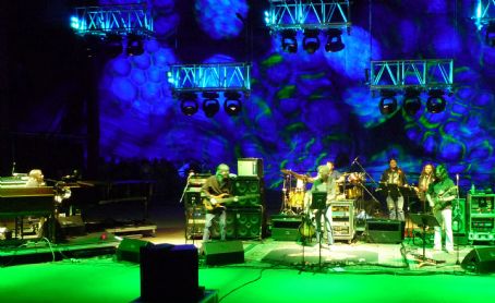 Furthur