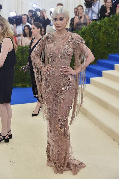 Kylie Jenner in Versace Dress :    2017 Met Gala
