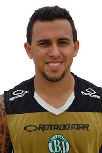 Fernandinho (footballer, born 1991)
