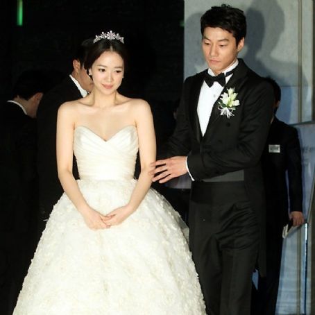 Jeon Hye-Jin and Lee Cheon-hee - Marriage