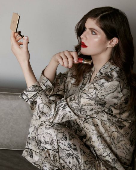 Alexandra Daddario – Dior Beauty holiday 2024