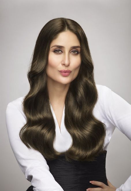 Whats Kareena Kapoors Favourite Salon Secret High Shine Crème Hair Colour  Shade  YouTube
