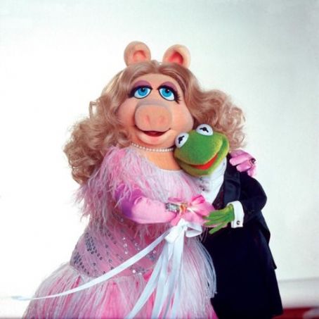 Miss Piggy & Kermit the Frog