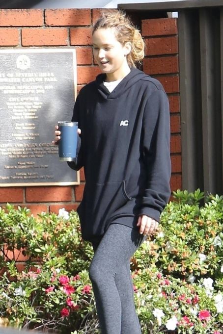 Jennifer Lawrence – Seen at the park with her newborn in Los Angeles
