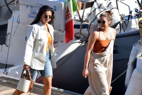 Selena Gomez on holiday on the Amalfi Coast